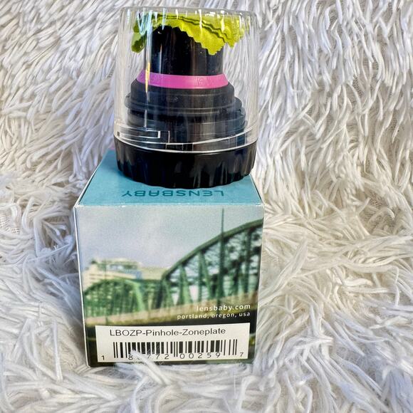 Lensbaby Optic Swap System Kit -   Pinhole Zone Plate - Made in Portland, OR - Picture 2 of 3
